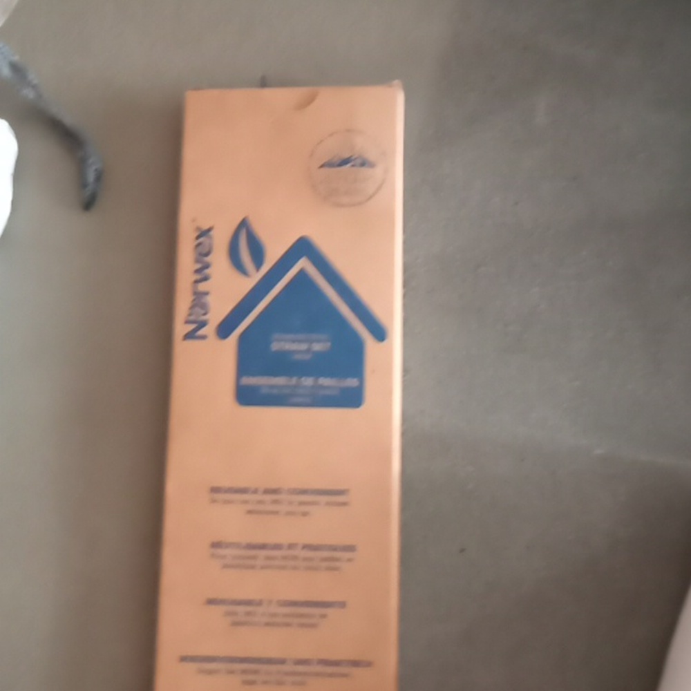 Norwex straw set